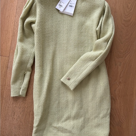 Chanel Runway Pistachio Green Tweed Dress sz 36 Brand New With Tags - never worn